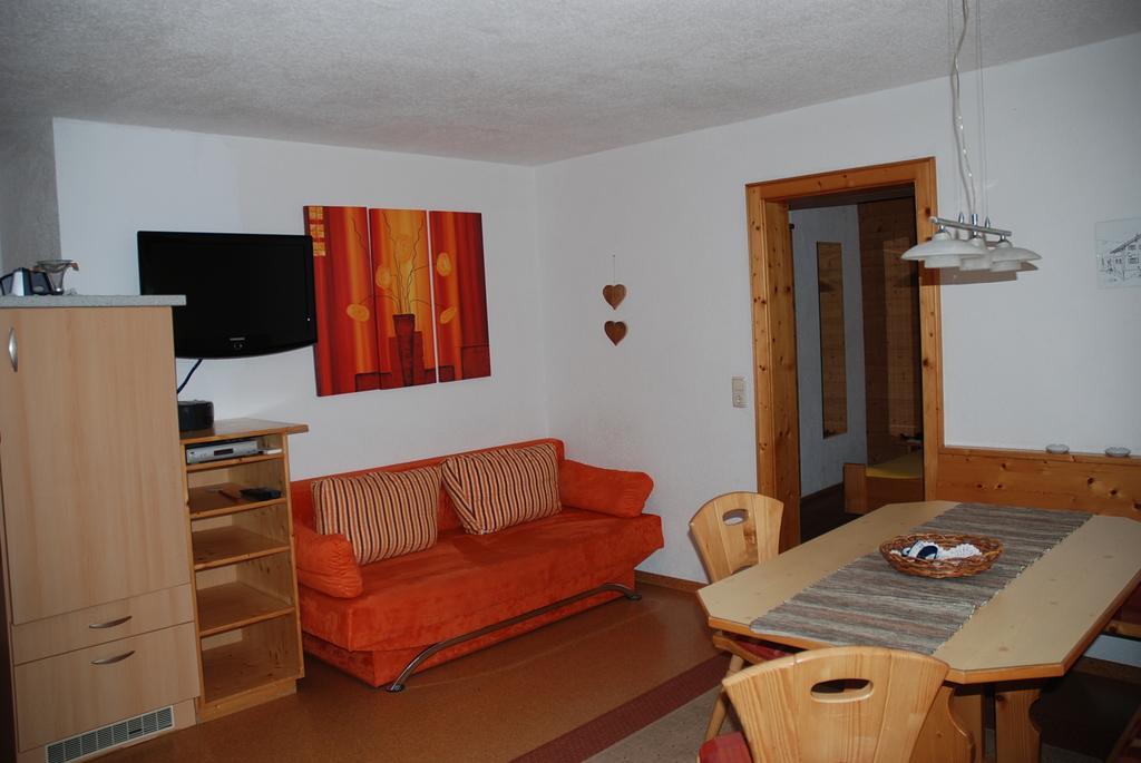 Appartment Ganahl กาชูร์น ภายนอก รูปภาพ